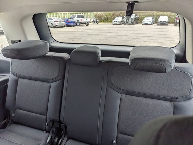 Certified 2025 Ford Expedition Active AWD/4WD image 21
