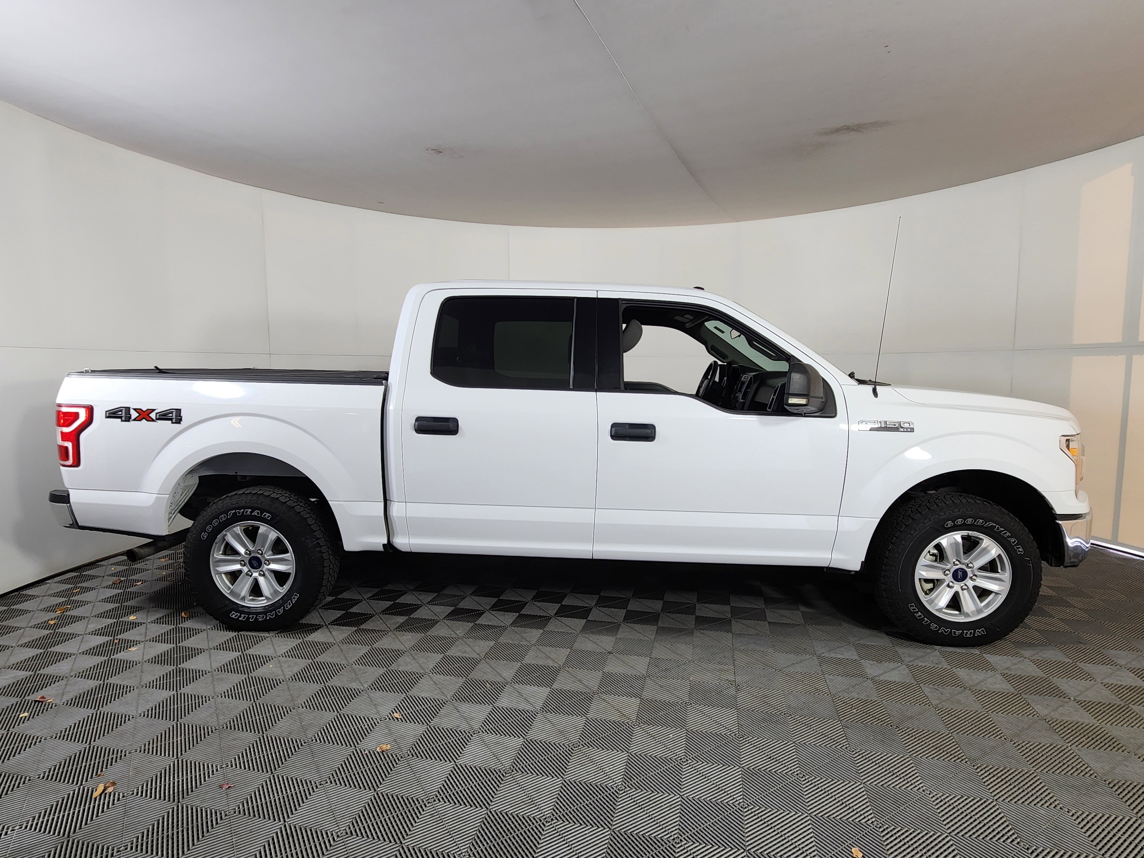 Certified 2018 Ford F150 XLT image 8