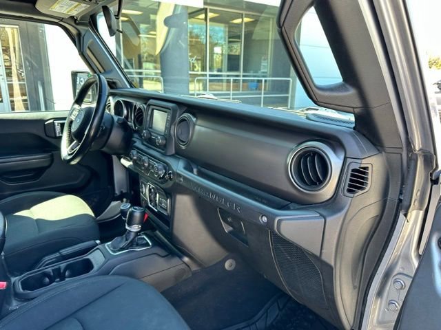 Used 2018 Jeep Wrangler Unlimited Sport S AWD/4WD image 50