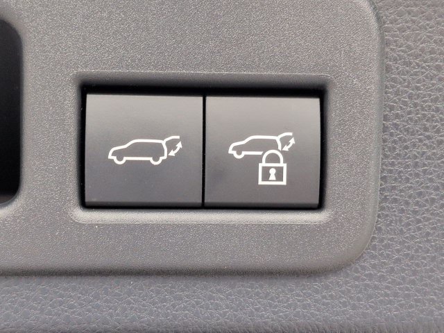 Used 2026 Toyota 4Runner TRD Off-Road Premium AWD/4WD image 14