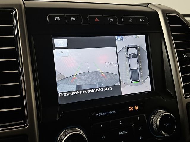 Certified 2021 Ford F250 Platinum w/ FX4 Off-Road Package image 22