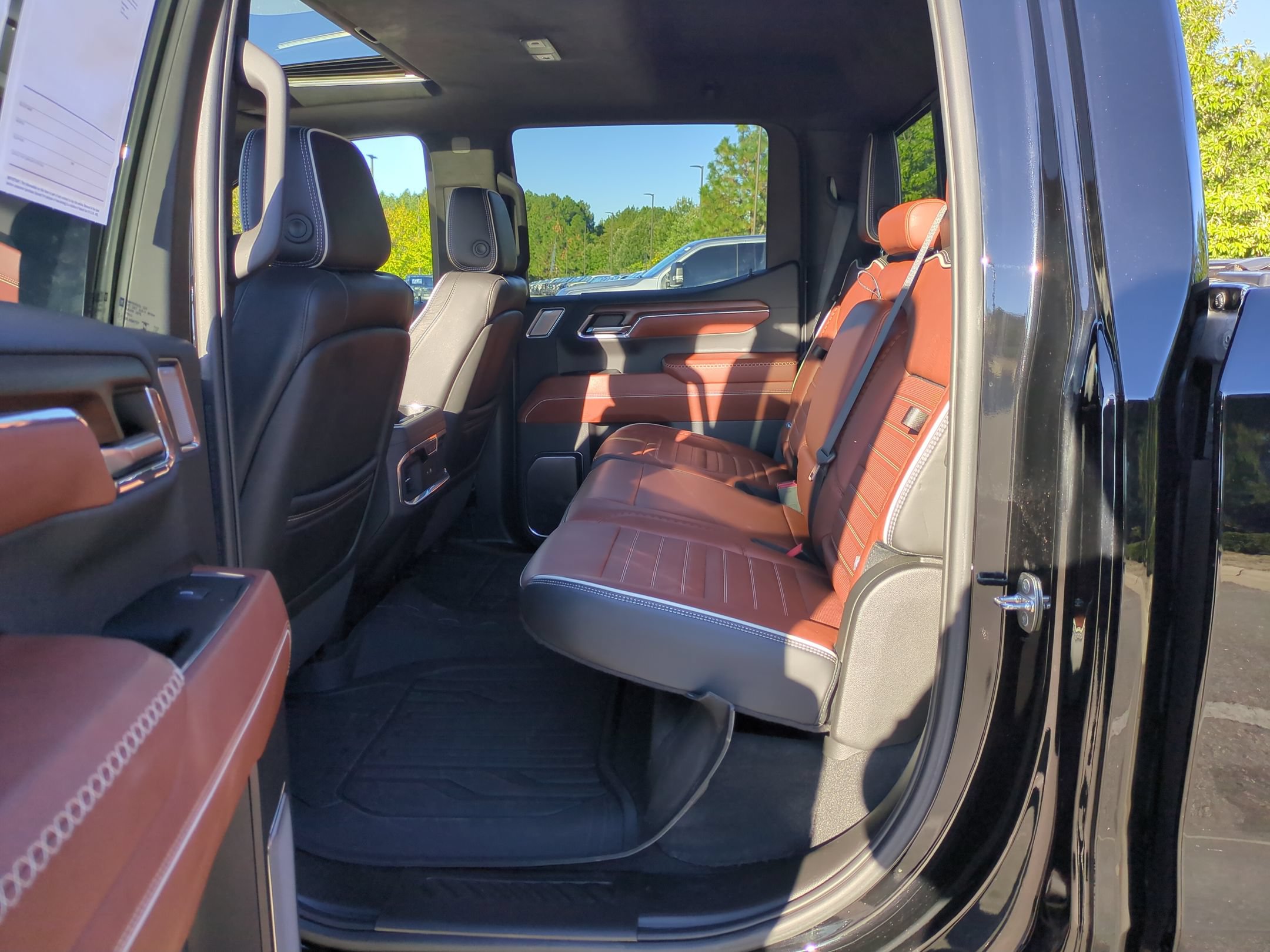 Used 2024 GMC Sierra 1500 Denali Ultimate AWD/4WD image 30