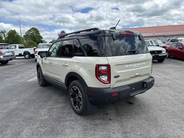Certified 2025 Ford Bronco Sport Outer Banks w/ Outer Banks Tech Package+ AWD/4WD image 4