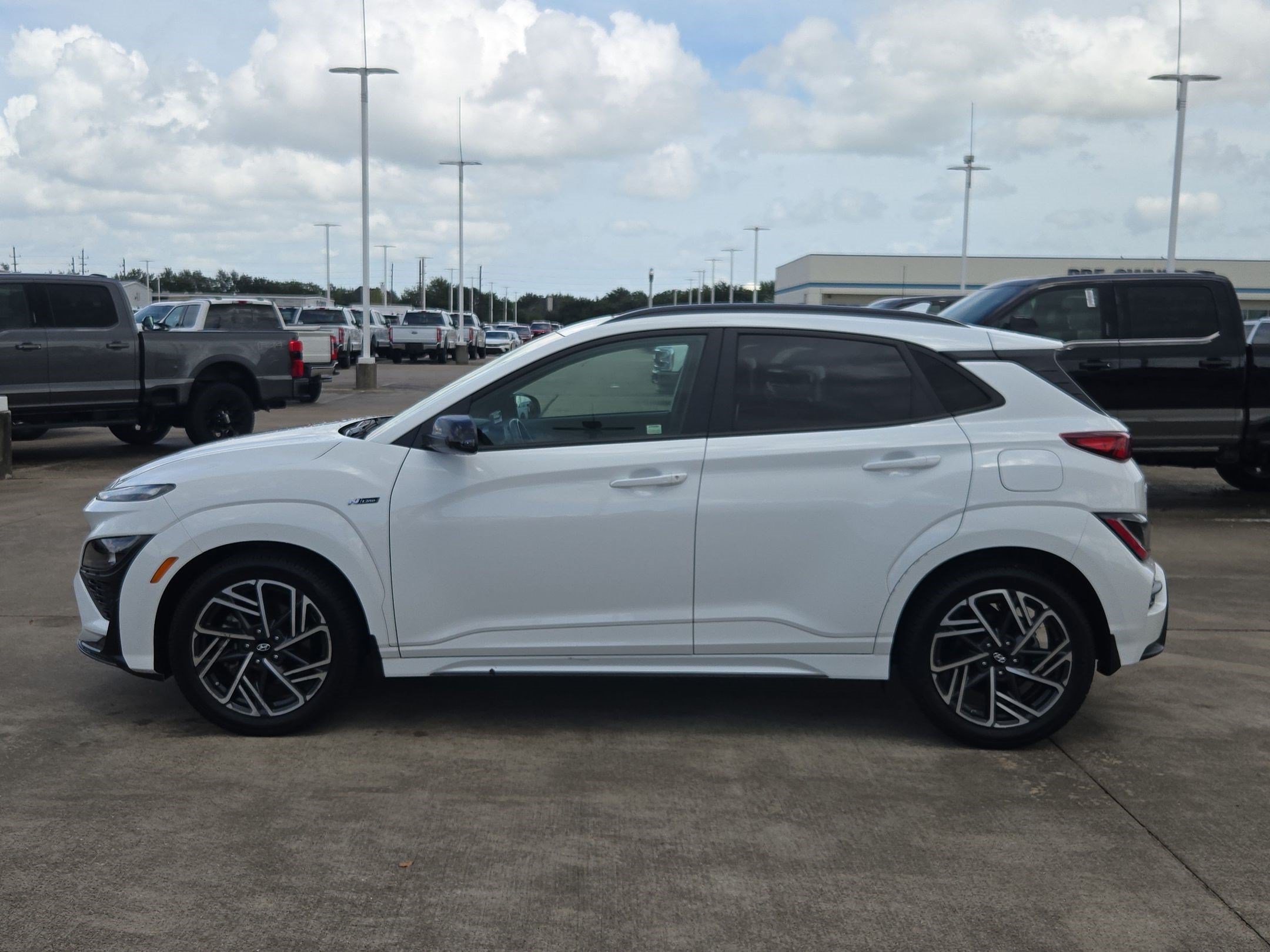Used 2023 Hyundai Kona N Line FWD image 9