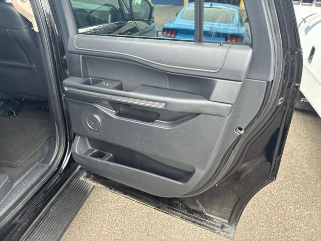 Certified 2024 Ford Expedition Max XLT RWD image 30