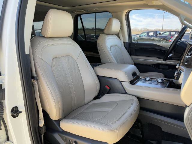 Certified 2022 Ford Expedition Max Limited image 32