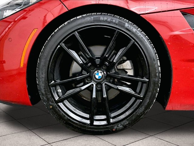 Used 2019 BMW Z4 sDrive30i w/ M Sport Package RWD image 8