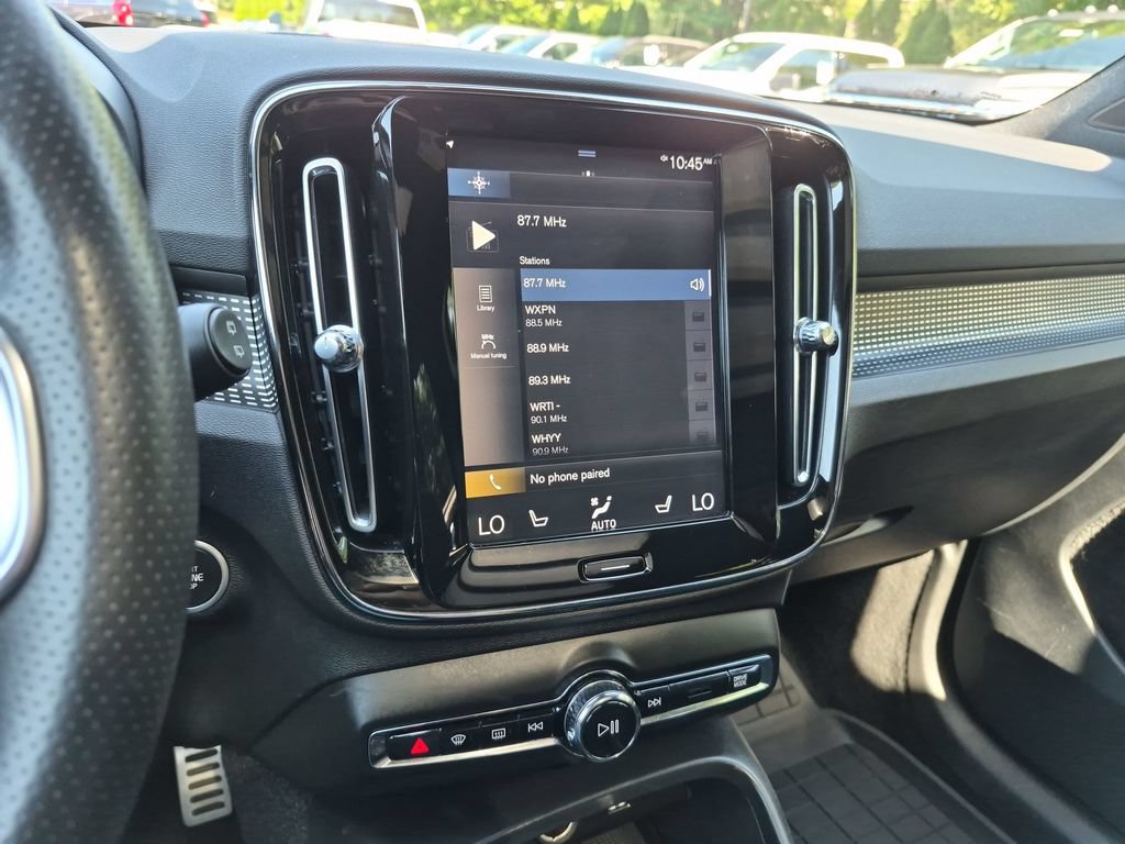 Used 2020 Volvo XC40 T5 R-Design w/ Protection Package Premier AWD/4WD image 28