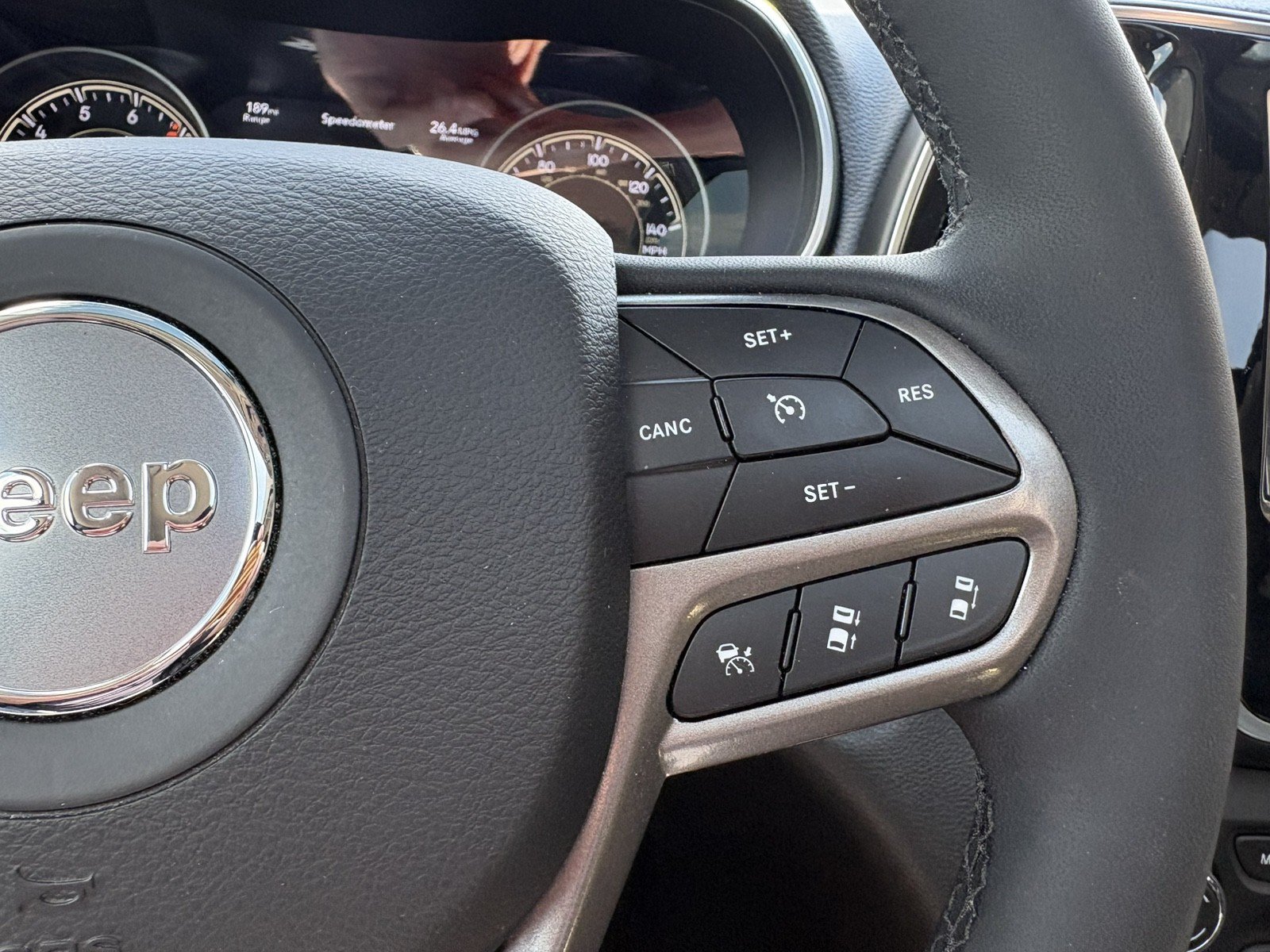 Used 2022 Jeep Cherokee Limited w/ Elite Package AWD/4WD image 15