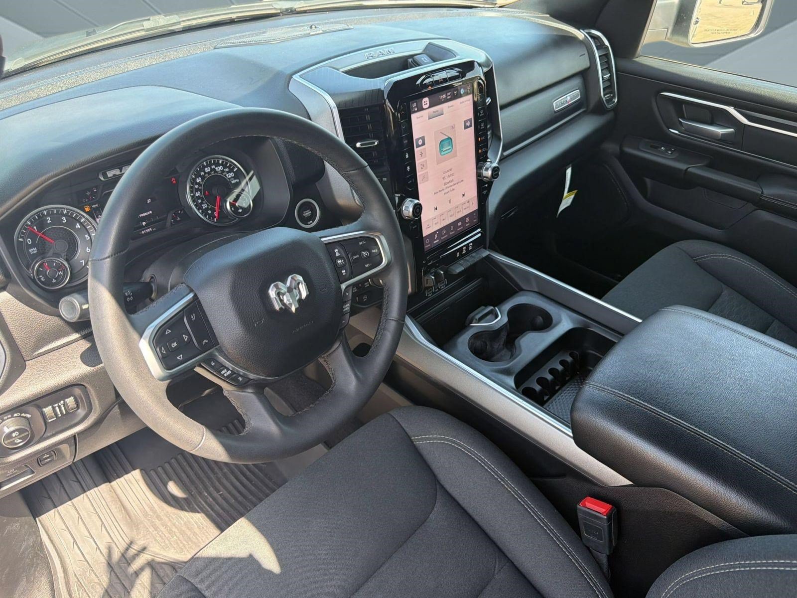 Used 2025 RAM 1500 Lone Star AWD/4WD image 4