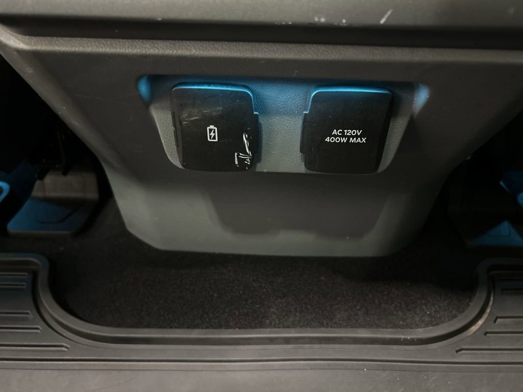 Certified 2023 Ford F150 Lariat w/ Equipment Group 502A High image 36