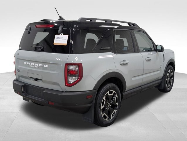 Certified 2024 Ford Bronco Sport Outer Banks w/ Tech Package AWD/4WD image 21