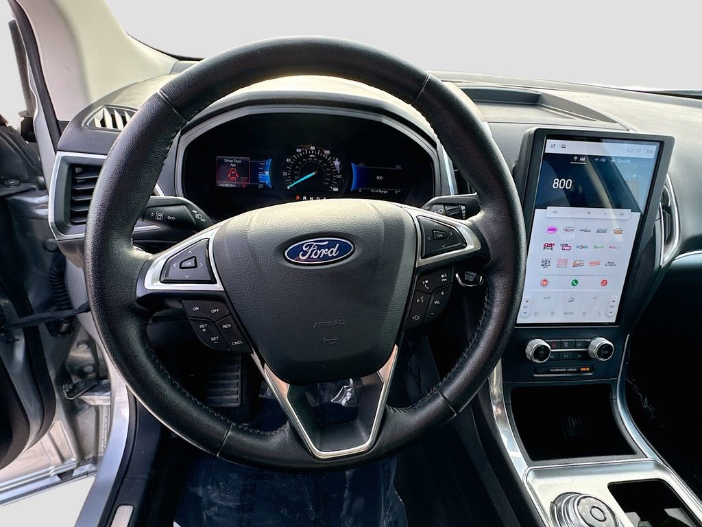 Certified 2024 Ford Edge Titanium image 10