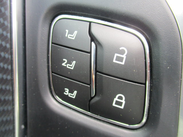 Certified 2023 Ford F150 Limited AWD/4WD image 30