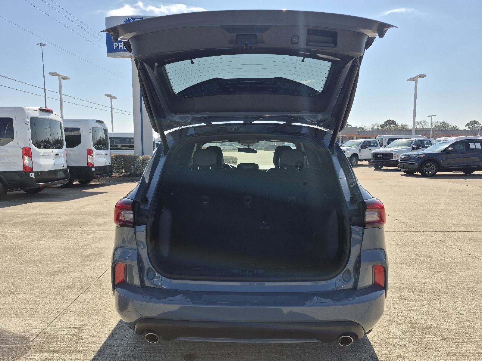 Certified 2024 Ford Escape ST-Line image 8