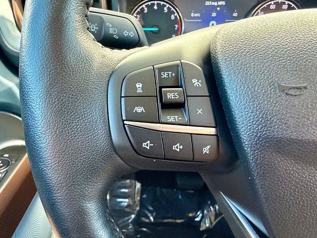 Certified 2022 Ford Maverick Lariat w/ Lariat Luxury Package AWD/4WD image 25
