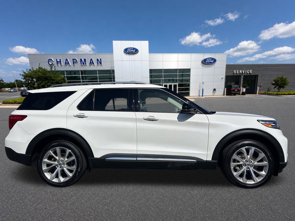 Certified 2022 Ford Explorer Platinum w/ Equipment Group 601A AWD/4WD image 6