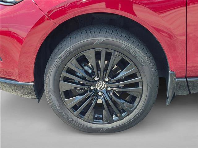 Used 2023 Toyota Venza Nightshade AWD/4WD image 21
