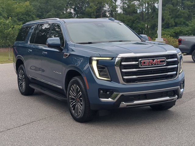 Used 2026 GMC Yukon XL Elevation AWD/4WD image 2
