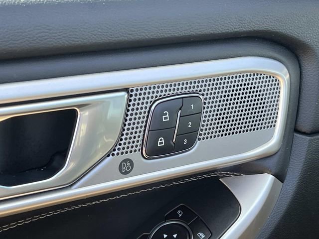 Certified 2022 Ford Explorer Limited w/ Equipment Group 301A image 21