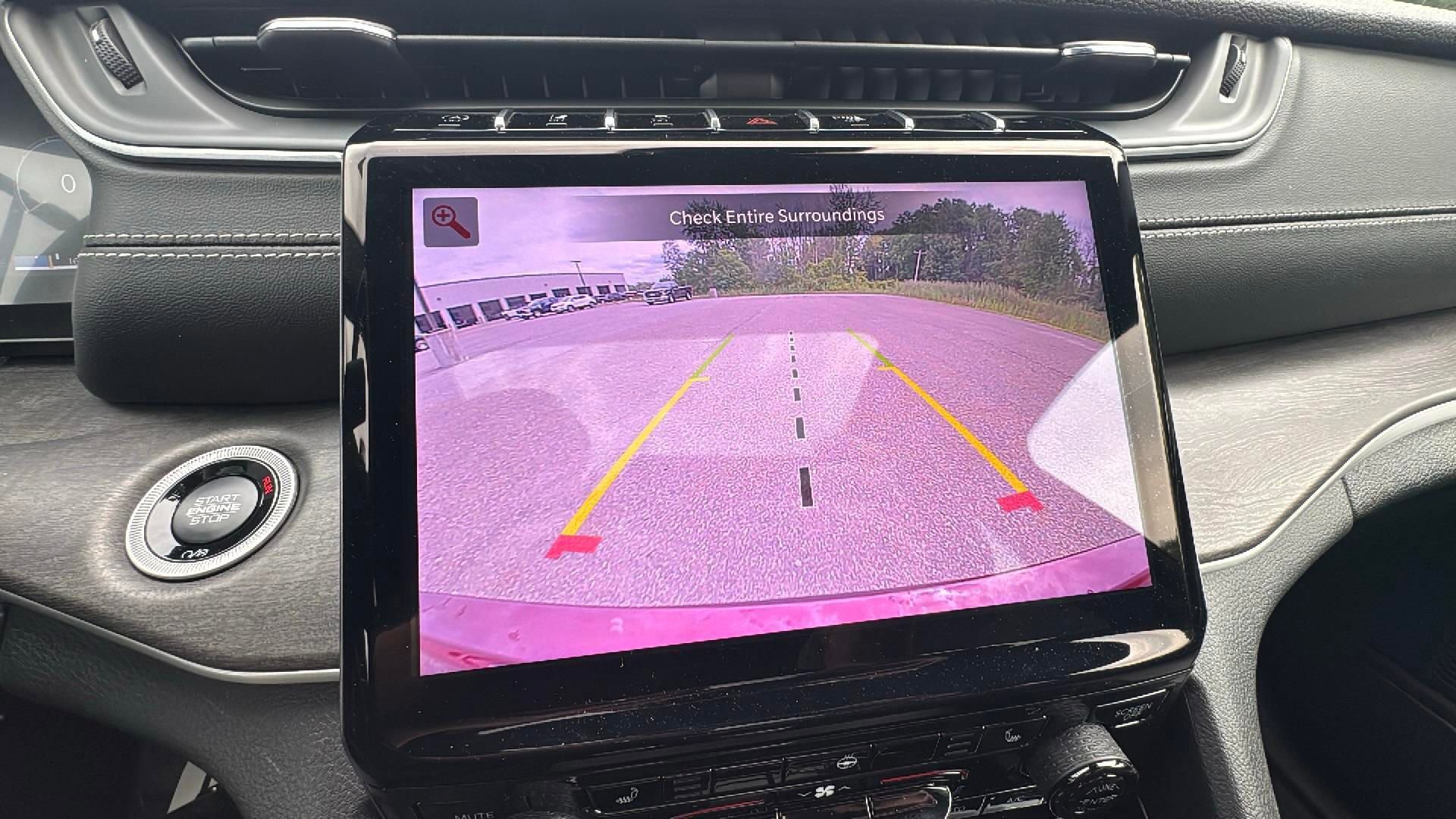 Used 2025 Jeep Grand Cherokee L Limited image 34