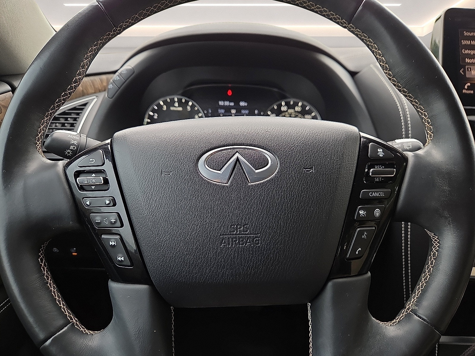 Used 2022 INFINITI QX80 Premium Select w/ Cargo Package AWD/4WD image 24