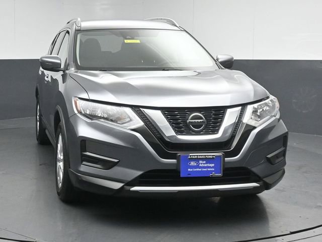 Used 2020 Nissan Rogue SV FWD image 2