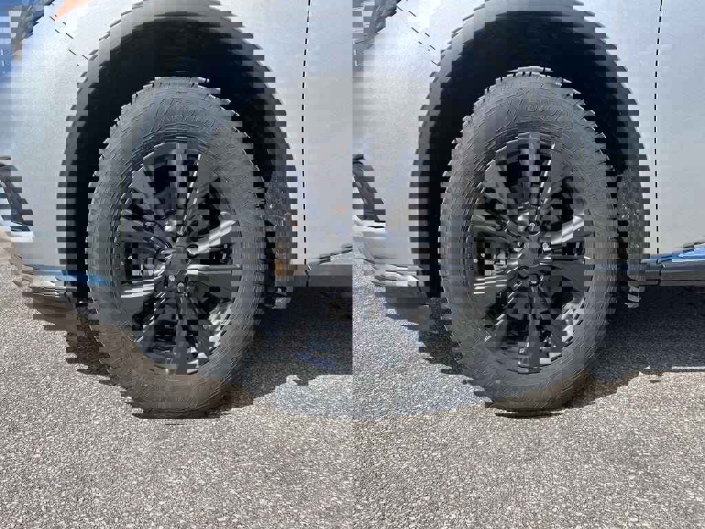 Used 2018 Nissan Murano SV w/ Premium Package image 30