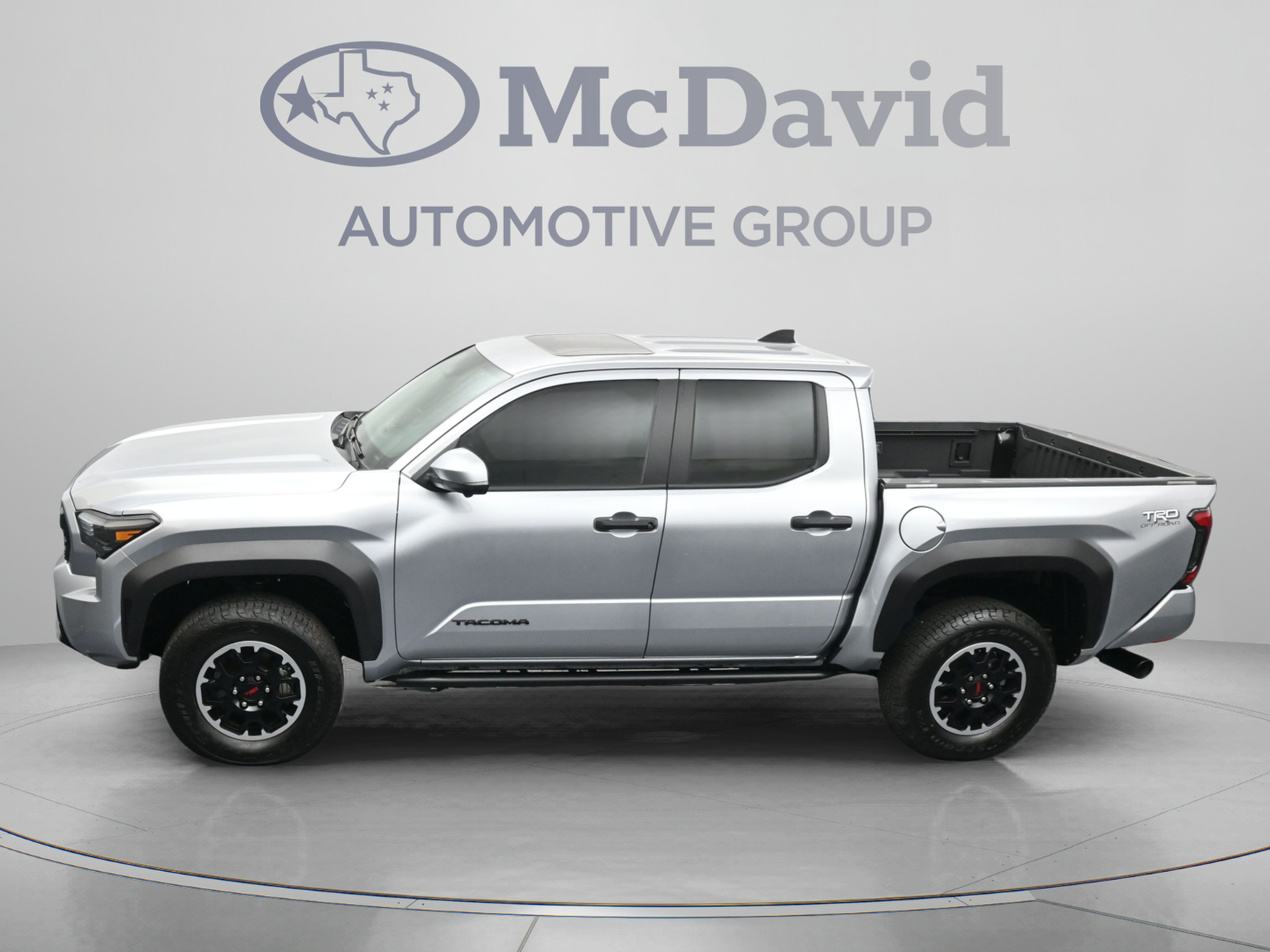 Used 2025 Toyota Tacoma TRD Off-Road w/ TRD Off Road Premium Package AWD/4WD image 36