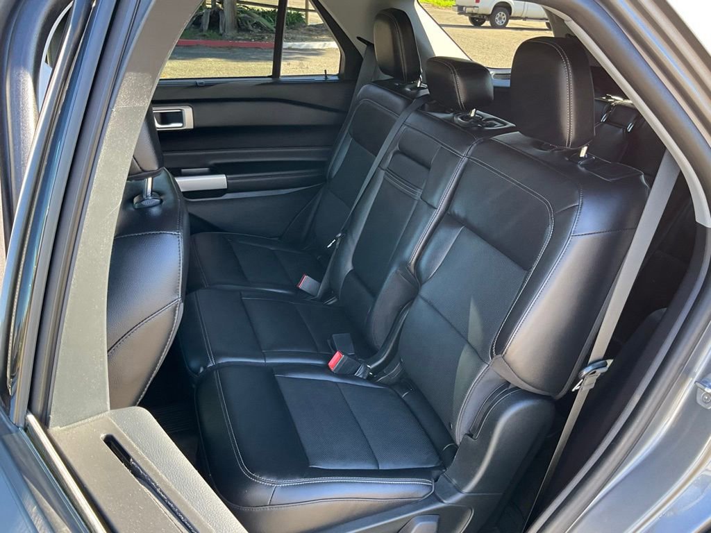 Certified 2021 Ford Explorer Limited w/ Equipment Group 301A image 38