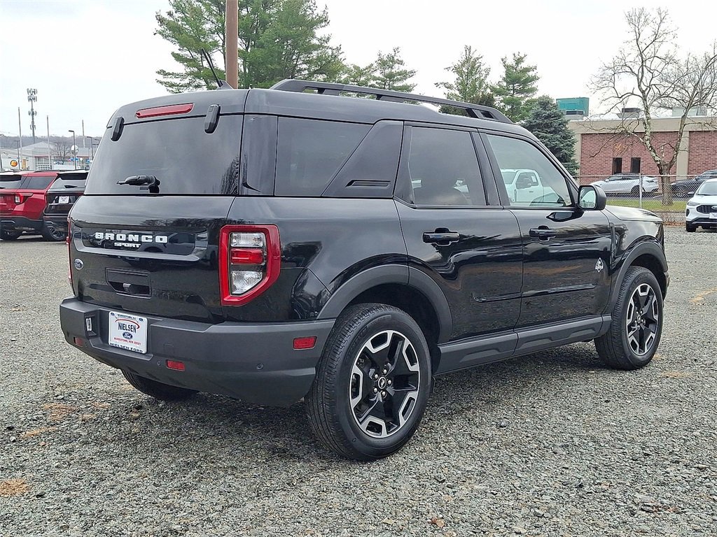 Certified 2024 Ford Bronco Sport Outer Banks w/ Tech Package image 8