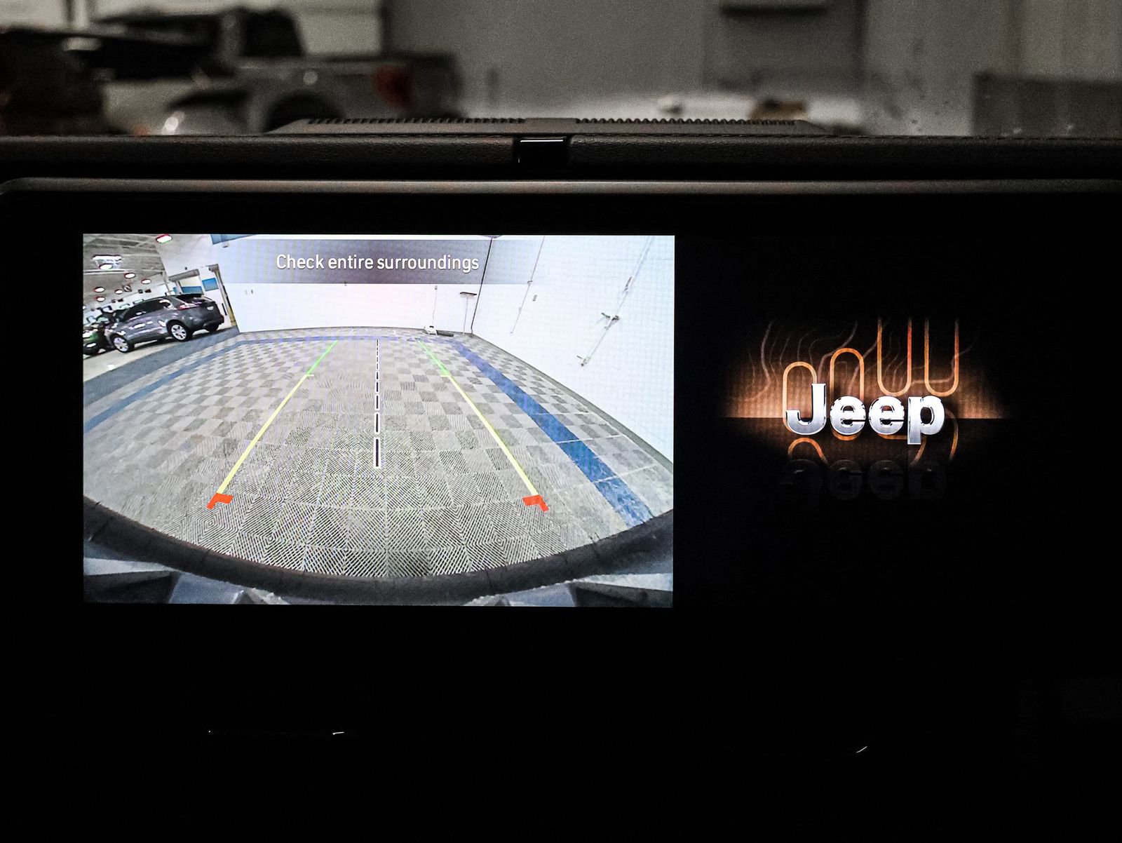 Used 2024 Jeep Wrangler Sahara image 39