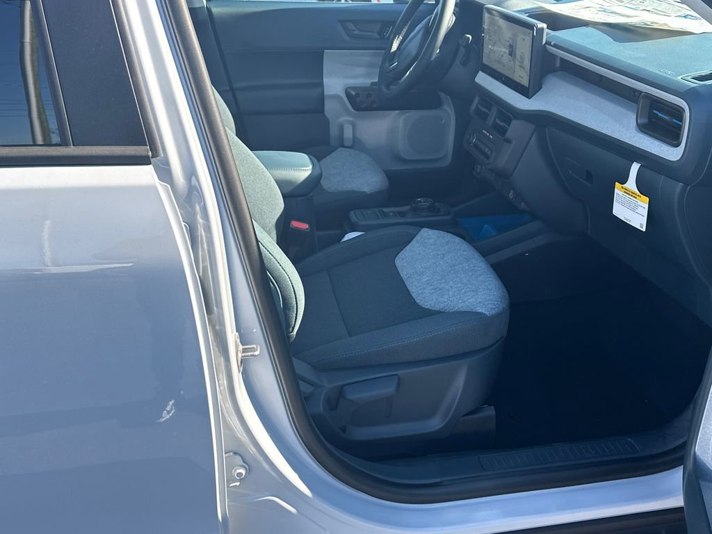 Certified 2025 Ford Maverick XLT w/ XLT Luxury Package FWD image 13