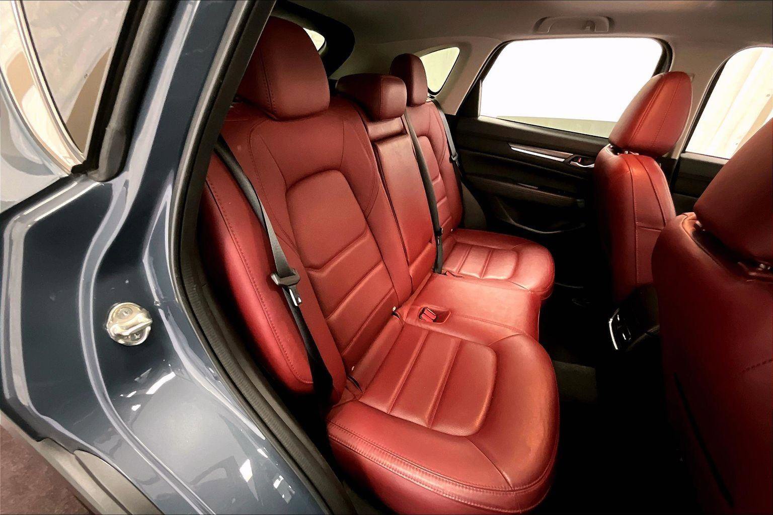 Used 2023 MAZDA CX-5 Carbon Edition image 26