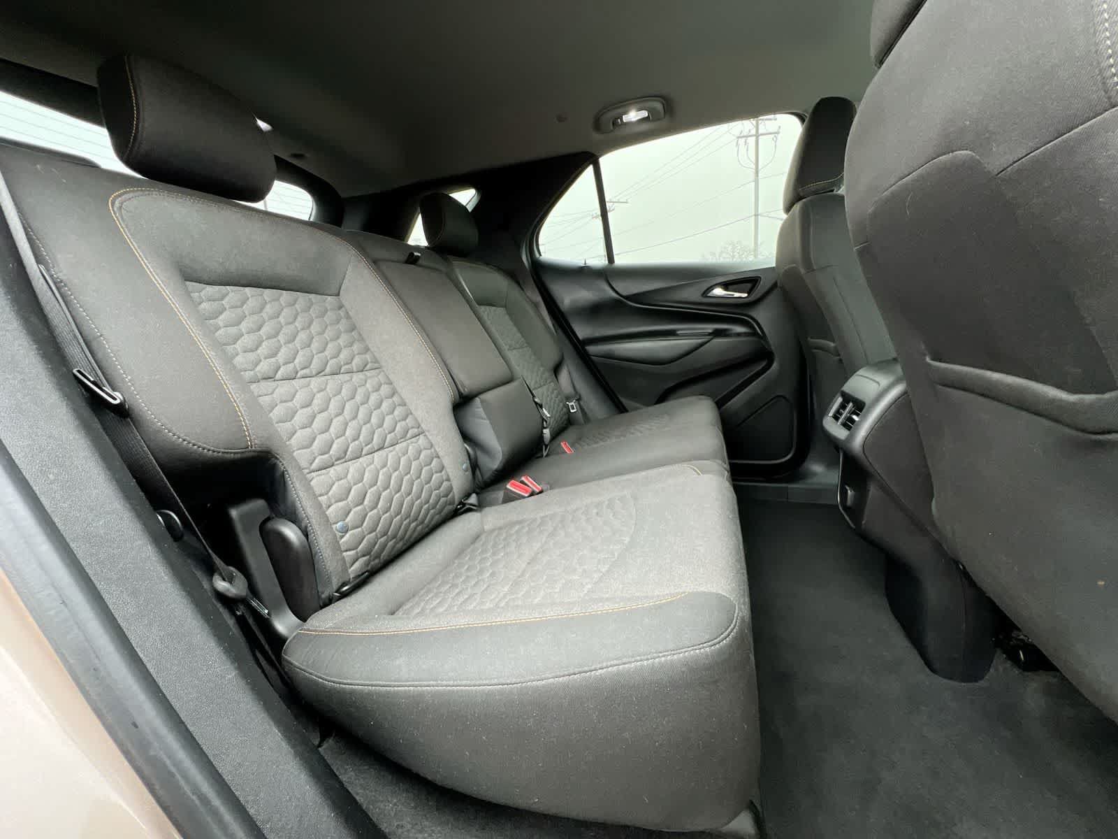 Used 2018 Chevrolet Equinox LT FWD image 19