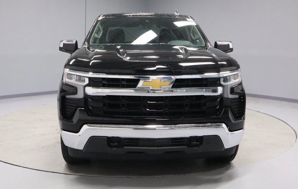 Used 2024 Chevrolet Silverado 1500 LT image 8