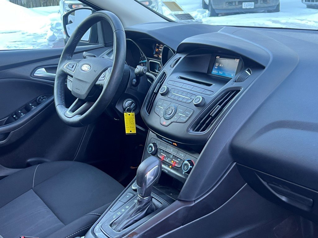 Certified 2017 Ford Focus SE w/ Cold Weather Package image 11