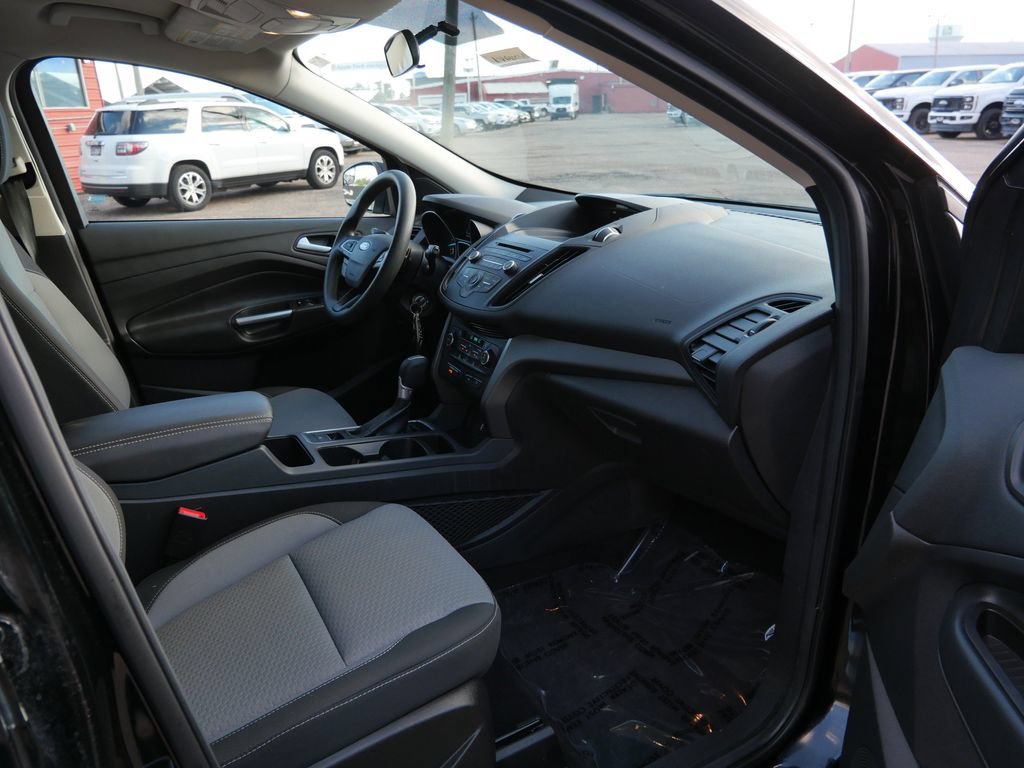 Certified 2017 Ford Escape SE AWD/4WD image 11