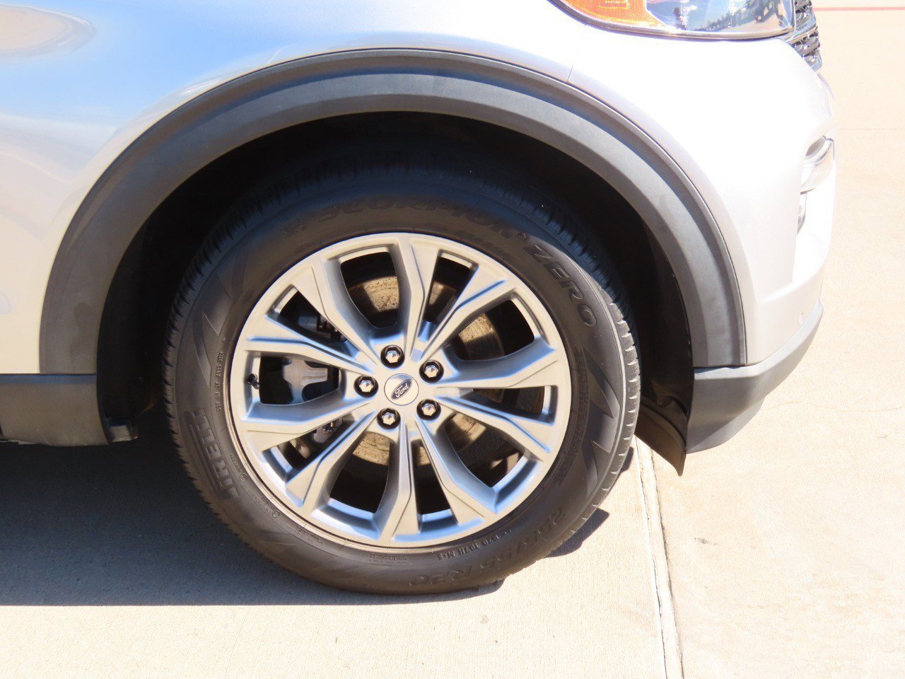 Certified 2022 Ford Explorer XLT w/ Equipment Group 202A image 13