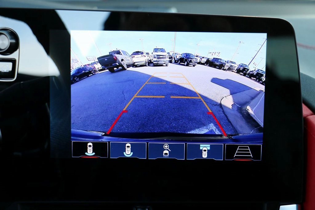 Used 2024 Chevrolet Corvette Stingray Preferred Cpe w/ 2LT image 13