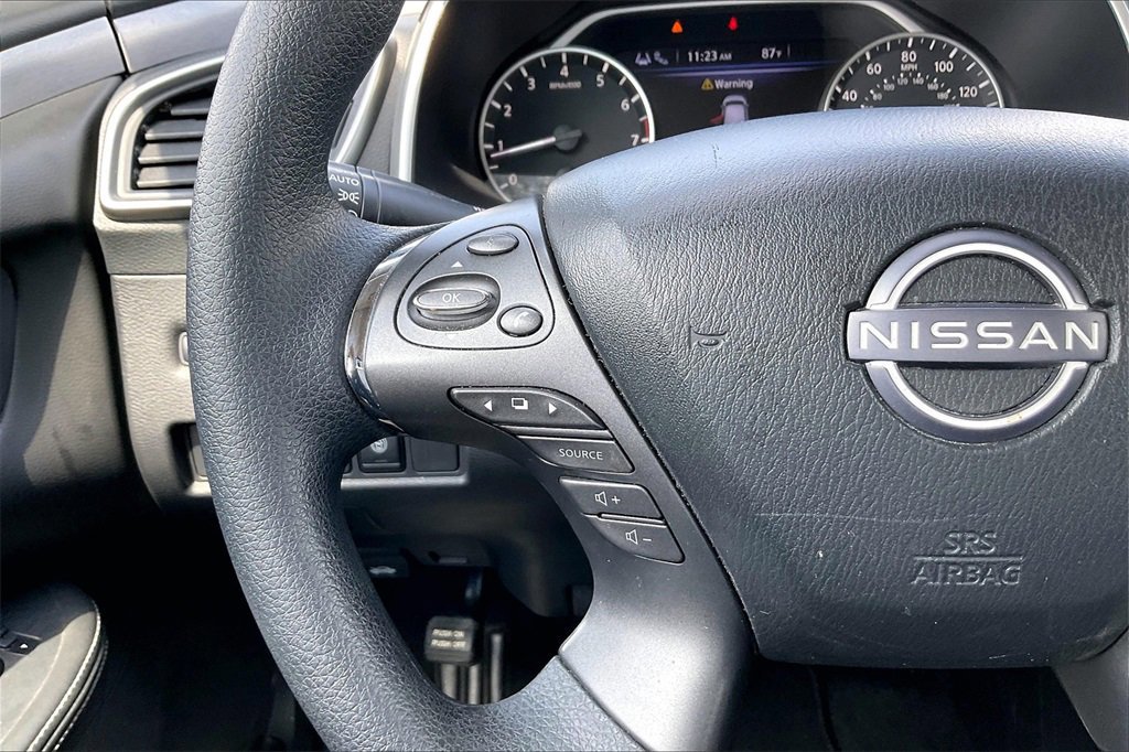 Used 2023 Nissan Murano S image 10