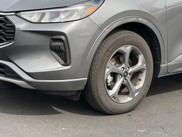 Certified 2024 Ford Escape ST-Line w/ Tech Pack #1 AWD/4WD image 2