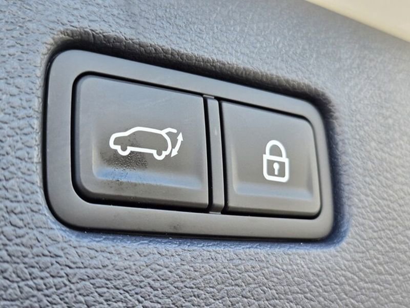 Used 2021 Genesis GV80 2.5T w/ Prestige Package 04 image 19