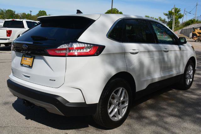 Certified 2023 Ford Edge SEL w/ Convenience Package AWD/4WD image 5