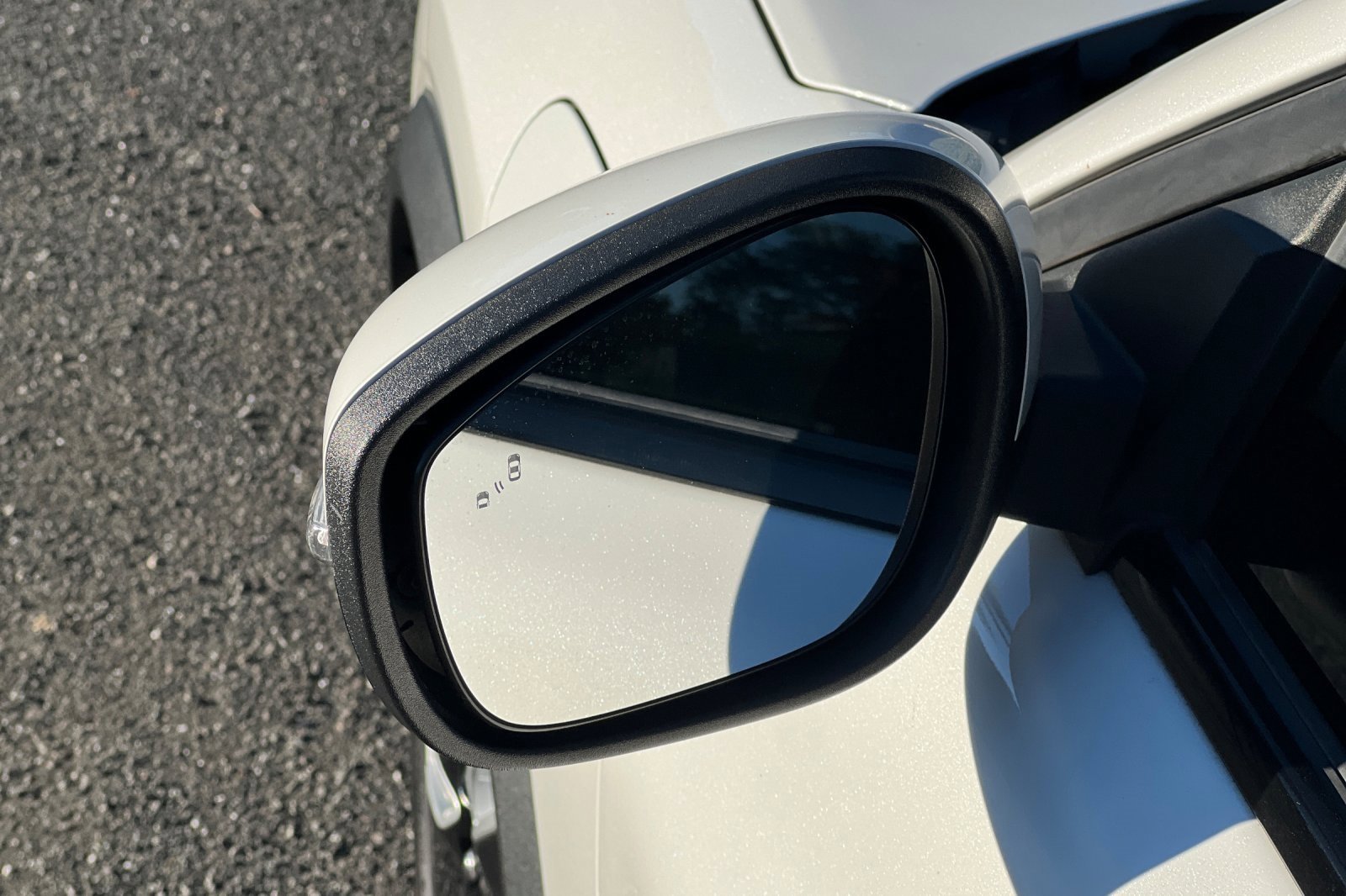 Certified 2021 Ford Mustang Mach-E Select w/ Comfort/Appearance Package image 53