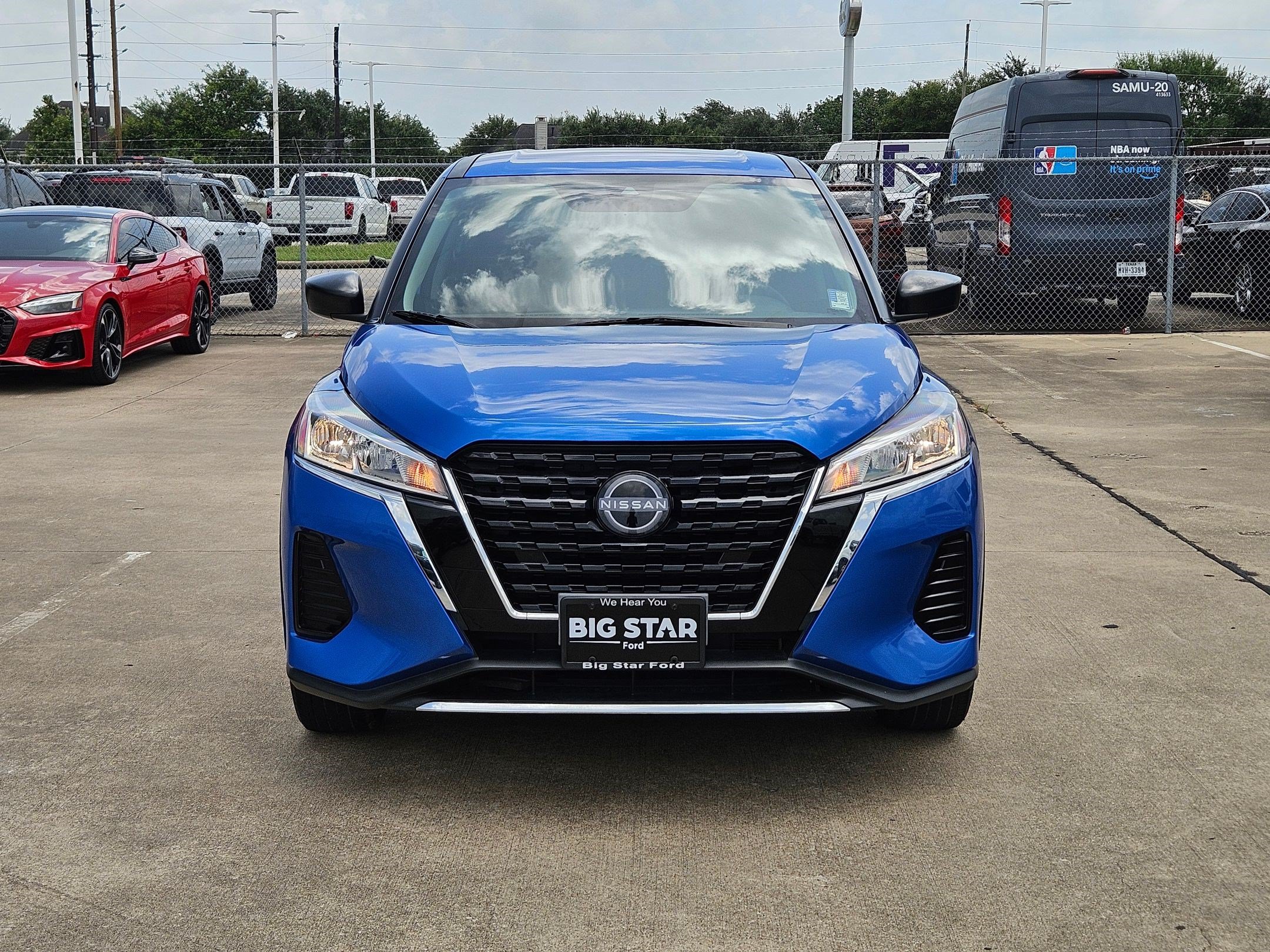 Used 2024 Nissan Kicks S FWD image 11