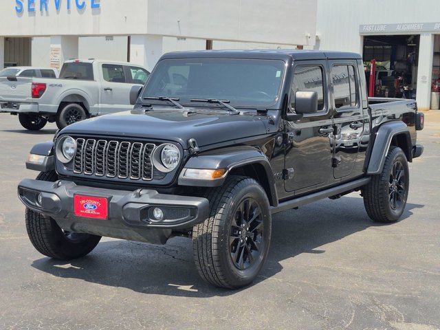 Used 2025 Jeep Gladiator Mojave AWD/4WD image 3