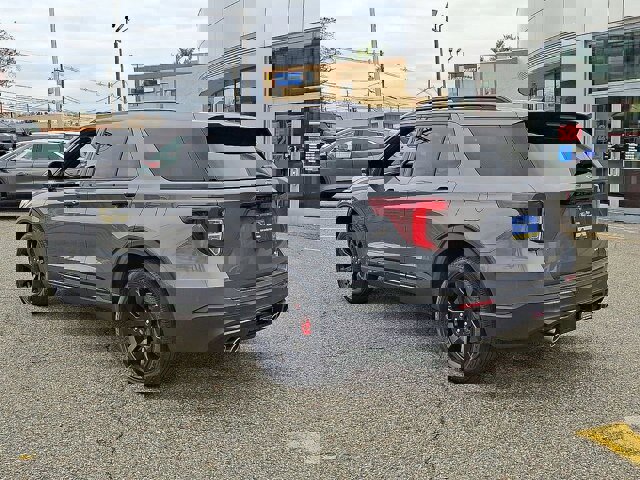 Certified 2023 Ford Explorer ST w/ Equipment Group 401A image 4