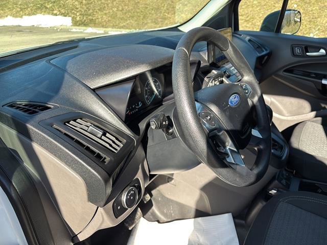 Certified 2023 Ford Transit Connect XLT image 13