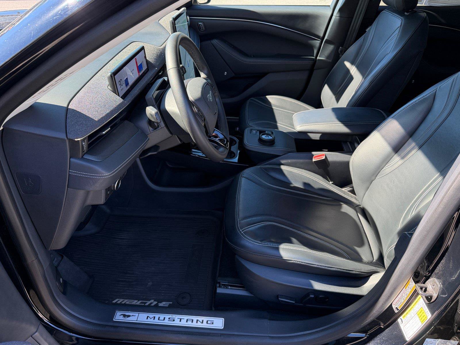 Certified 2022 Ford Mustang Mach-E Premium AWD/4WD image 10